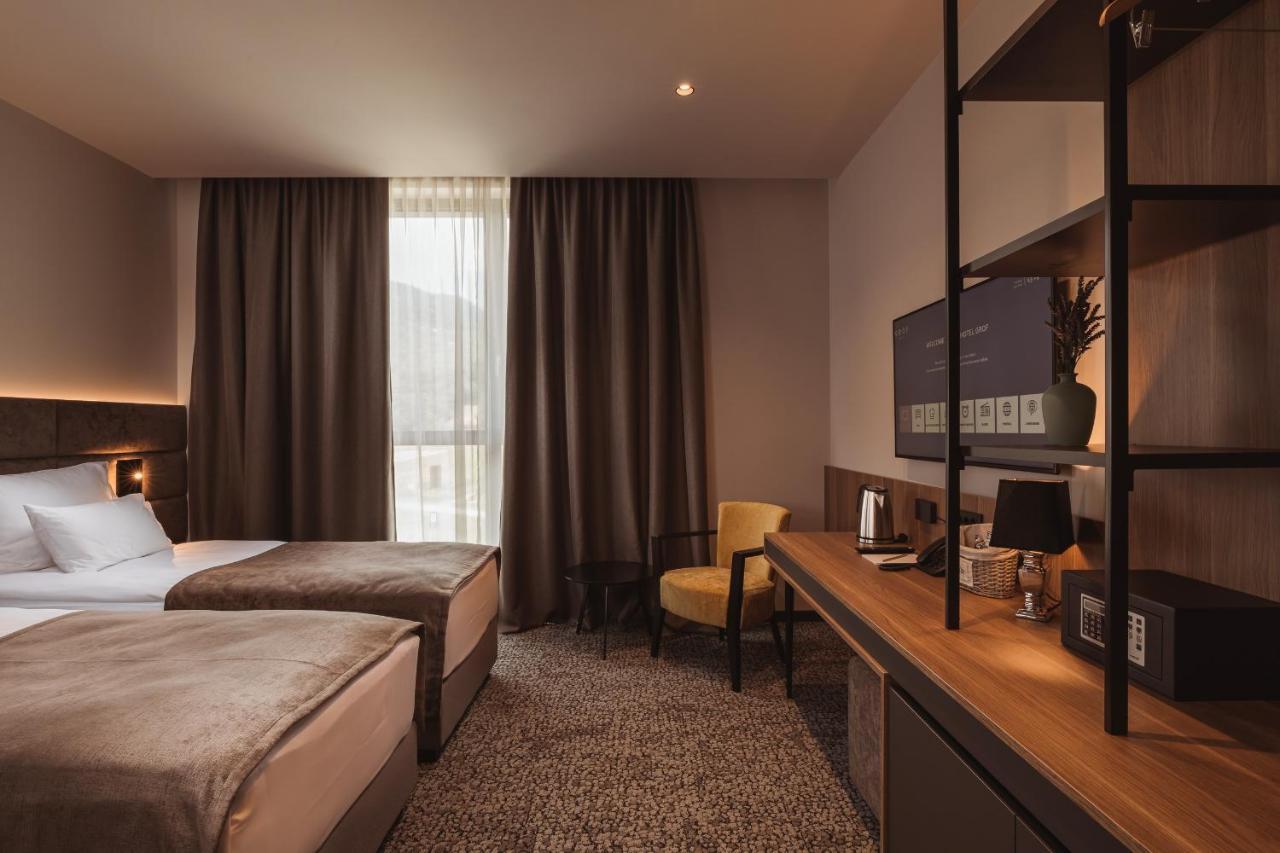 Hotel Grof Vransko Eksteriør billede